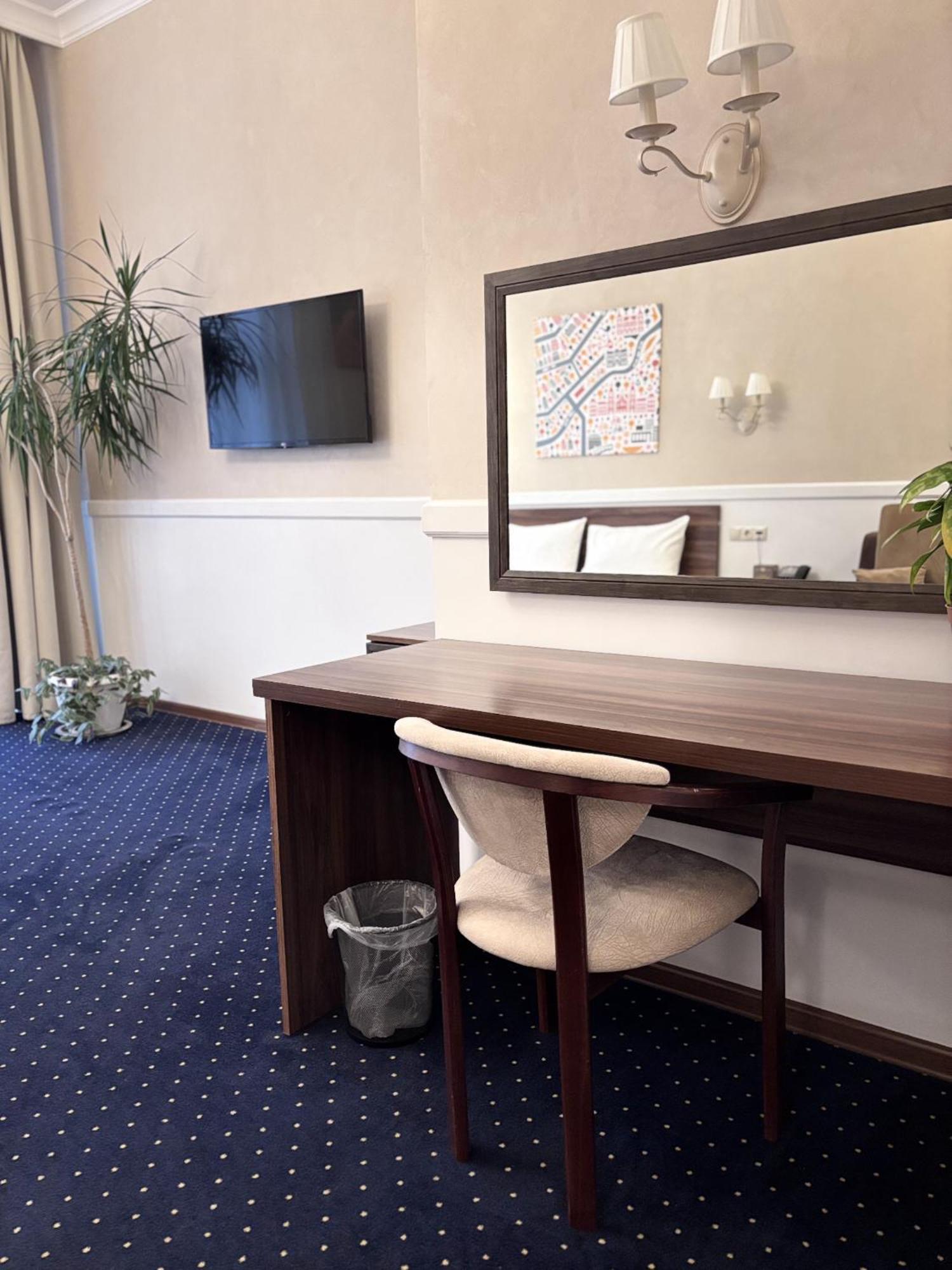 Odeska Astoria Hotel Oldenburg Bagian luar foto