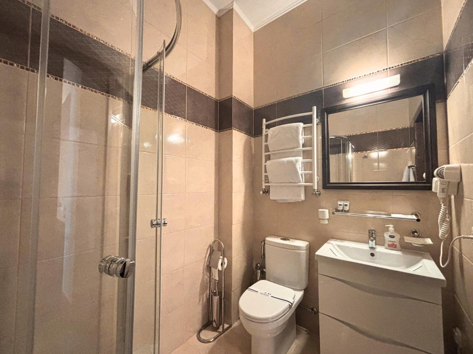 Odeska Astoria Hotel Oldenburg Ruang foto