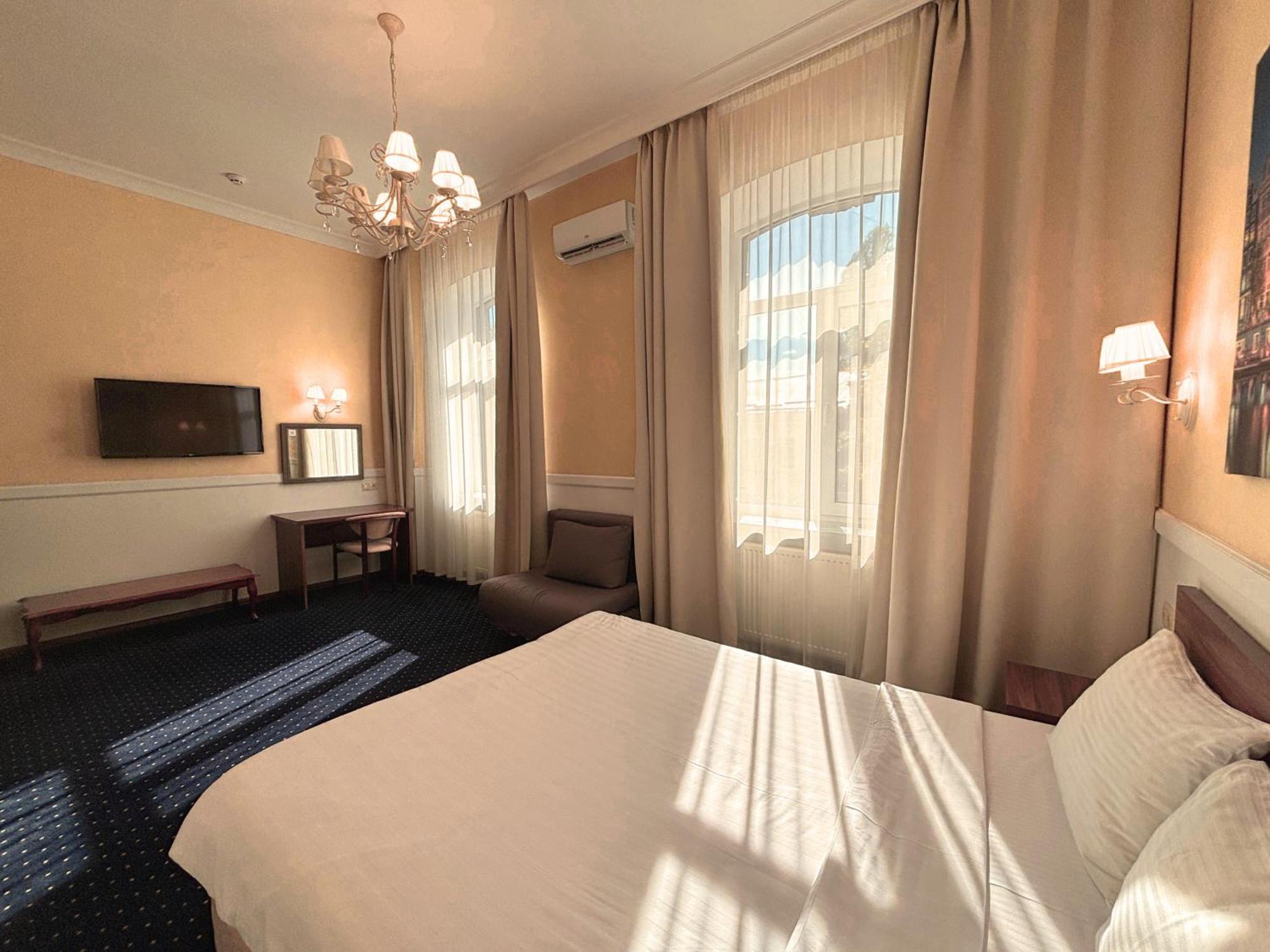 Odeska Astoria Hotel Oldenburg Bagian luar foto