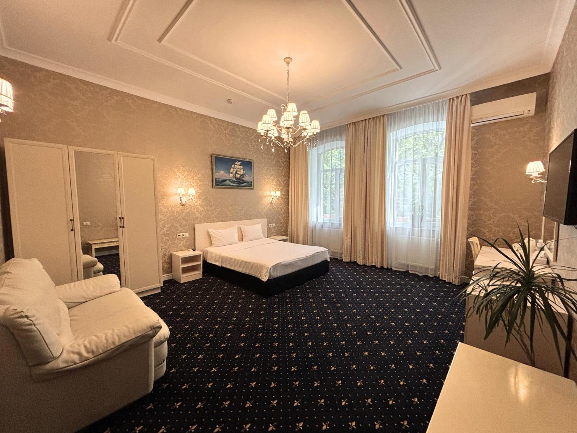 Odeska Astoria Hotel Oldenburg Bagian luar foto