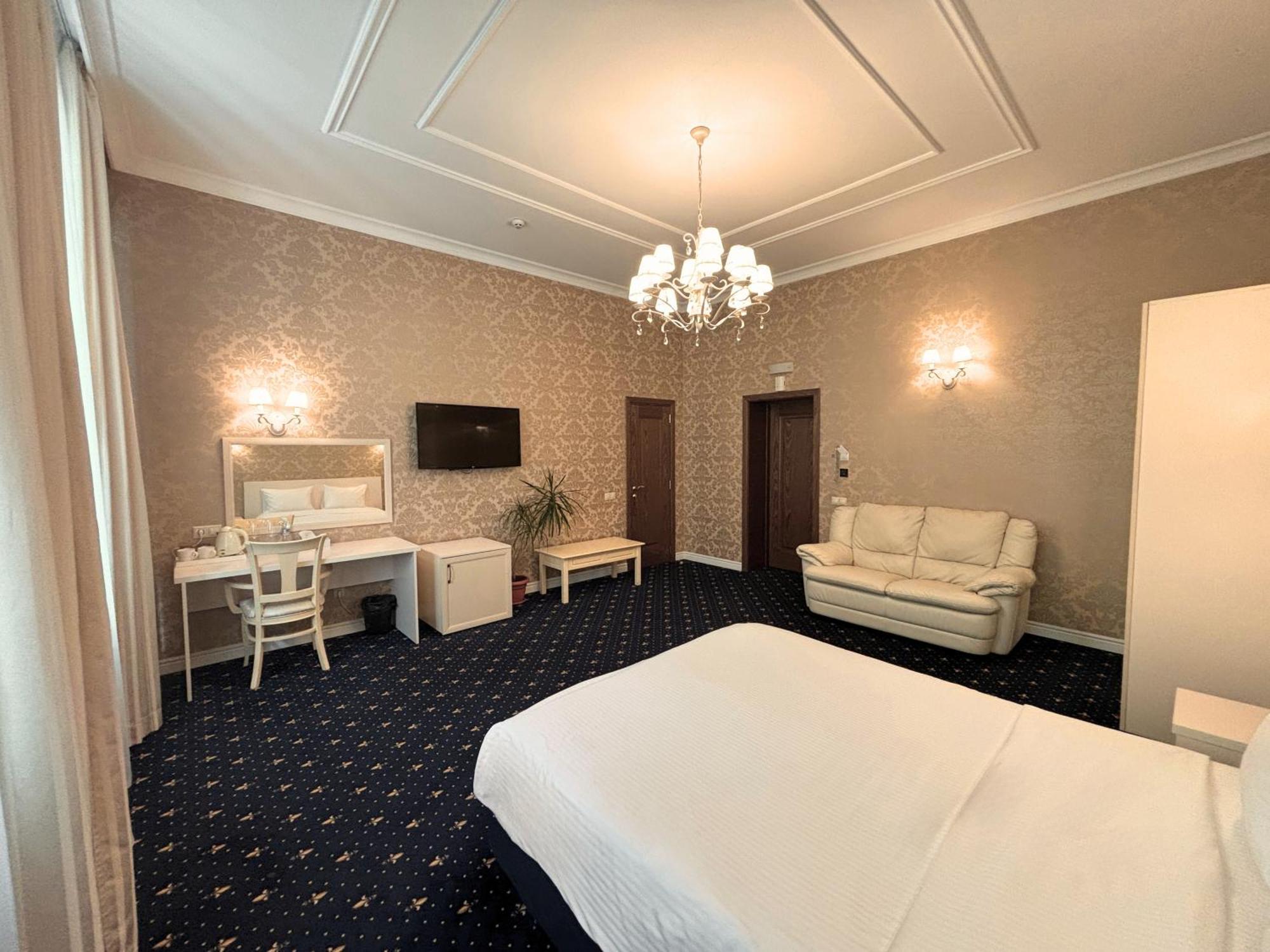 Odeska Astoria Hotel Oldenburg Bagian luar foto